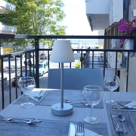 Lively Hotel Bellaria-Igea Marina Exterior foto